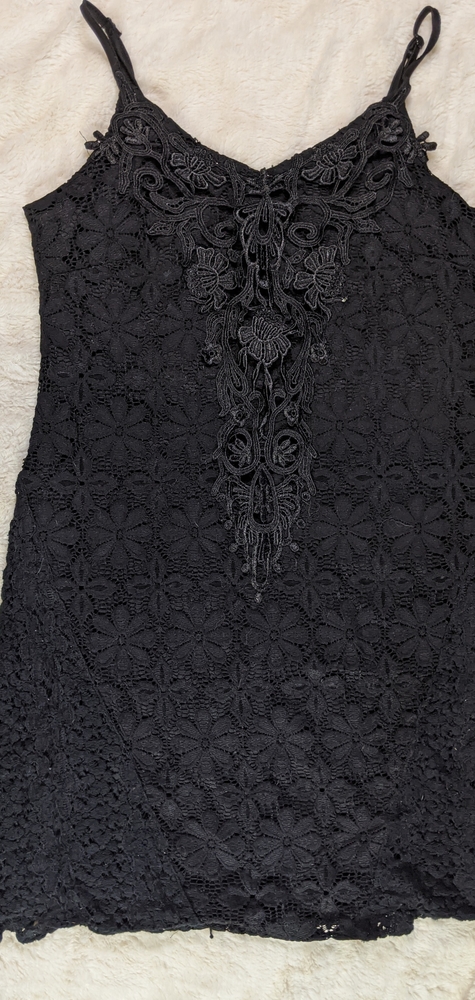 Black lace dress